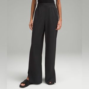 Lululemon stretch woven wide-leg high-rise pant